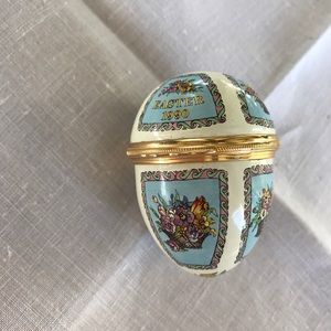 Halcyon Days Enameled “Easter 1990” Trinket Box